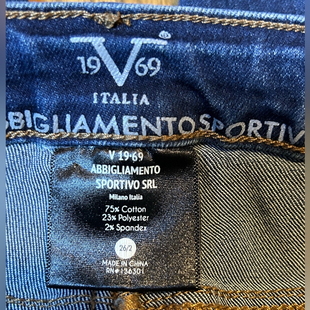 Versace V 1969 Skinny Jeans With Grommet Details - Picture 6 of 10